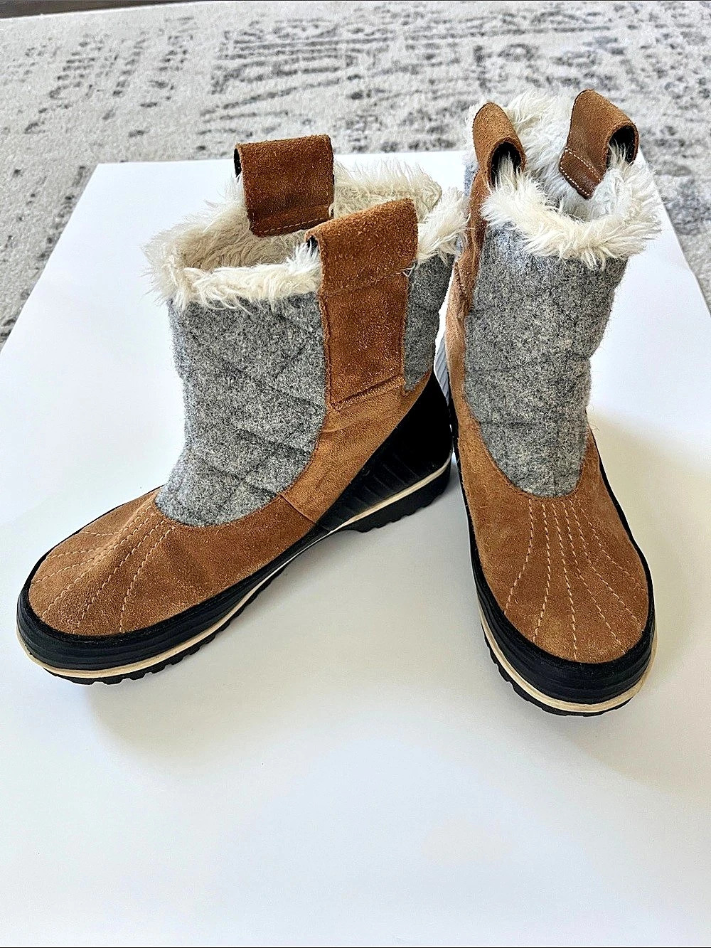 Sorel Out 'N About III Classic Felt Waterproof Boot Brown & Gray
